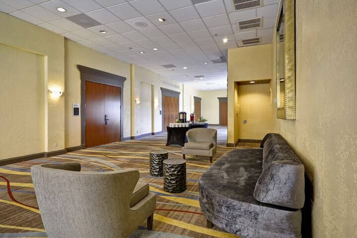 Hotel Interior 4 of 64