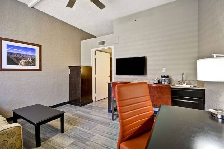 Room 12 of 64